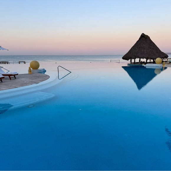 Meet your Posher, Catherine - Picture 3 of 6